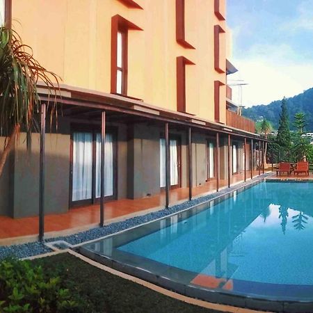 Grand Metro Puncak Hotel Cibodas Kültér fotó